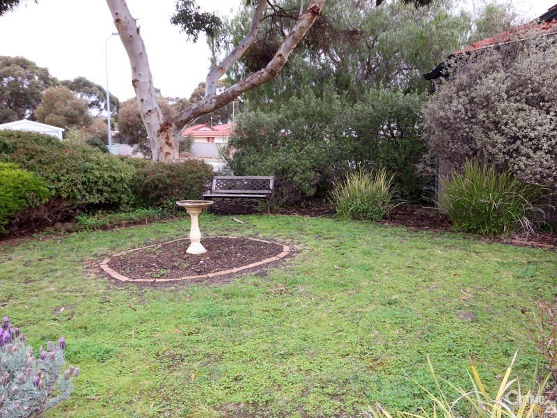 22 Tobin Crescent, Woodcroft SA 5162