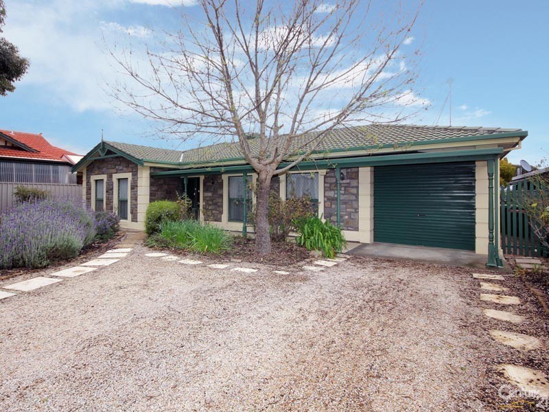22 Tobin Crescent, Woodcroft SA 5162