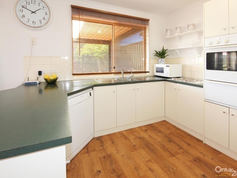 33 Homestead Drive, Aberfoyle Park SA 5159