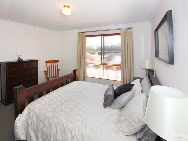 33 Homestead Drive, Aberfoyle Park SA 5159