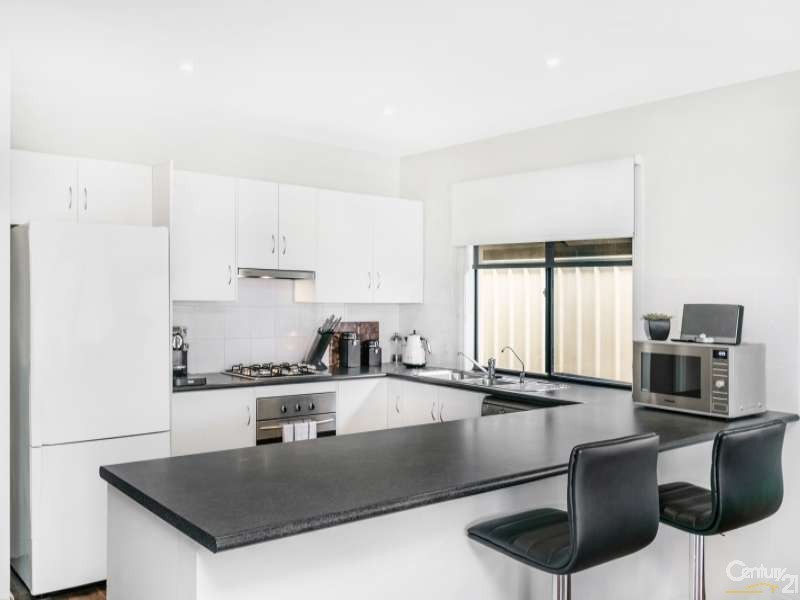 30 Henley Circuit, Seaford Rise SA 5169