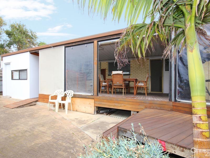 25 Baden Terrace, O’sullivan Beach SA 5166