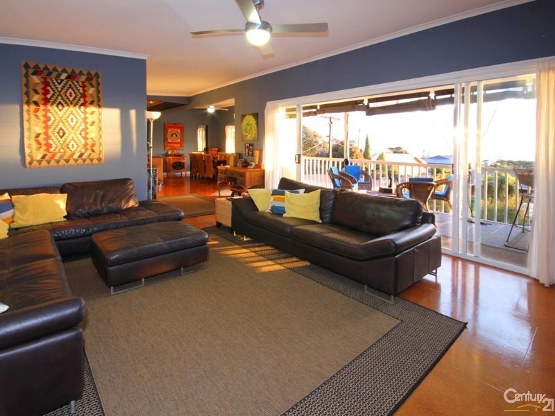 33 Seabreeze Crescent, Maslin Beach SA 5170