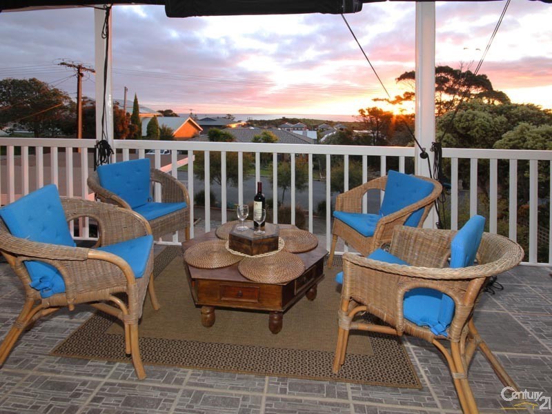 33 Seabreeze Crescent, Maslin Beach SA 5170