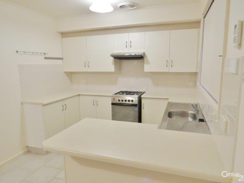 2 Ween Ave, Happy Valley SA 5159