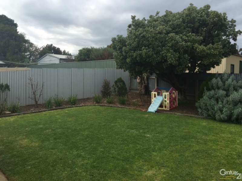 16 Helsinki Road, Hackham West SA 5163