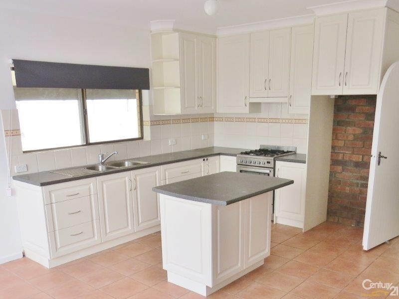 3 Barry Street, Port Noarlunga SA 5167