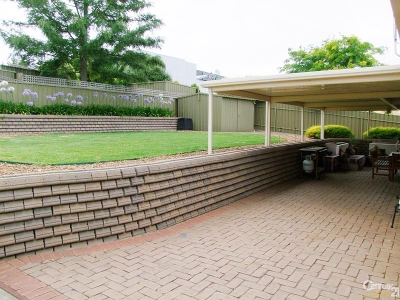 14 Odessa Drive, Woodcroft SA 5162