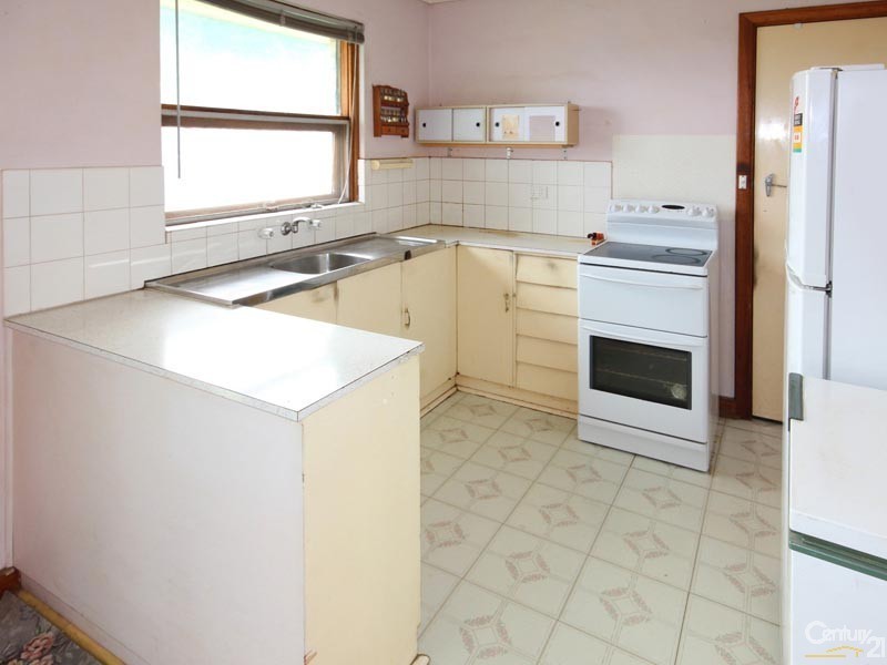 3 Castine Street, Port Noarlunga SA 5167