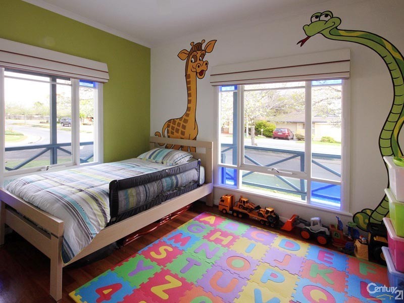 1 Sunderland Crescent, Seaford SA 5169