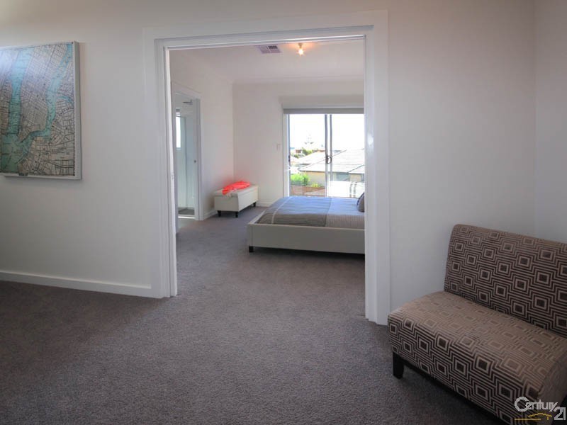 38B Albany Avenue, Port Noarlunga South SA 5167