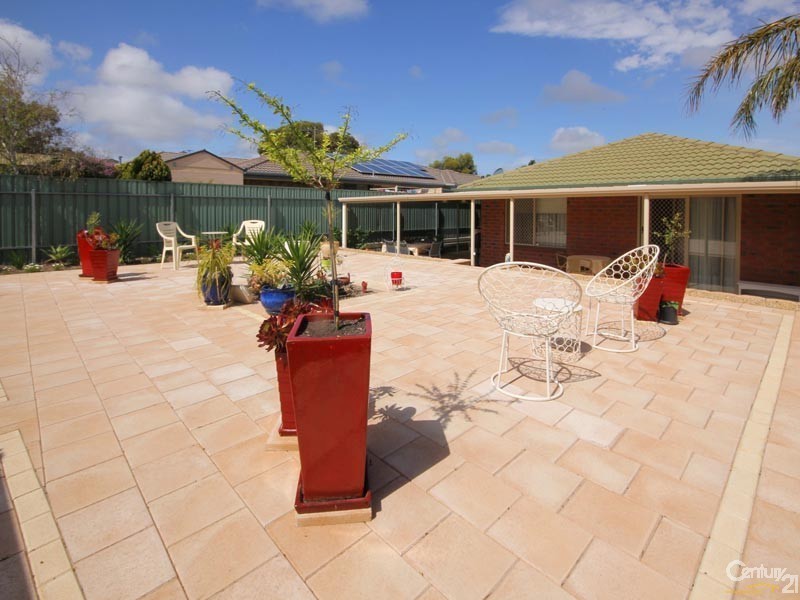 4 Goulding Grove, Noarlunga Downs SA 5168
