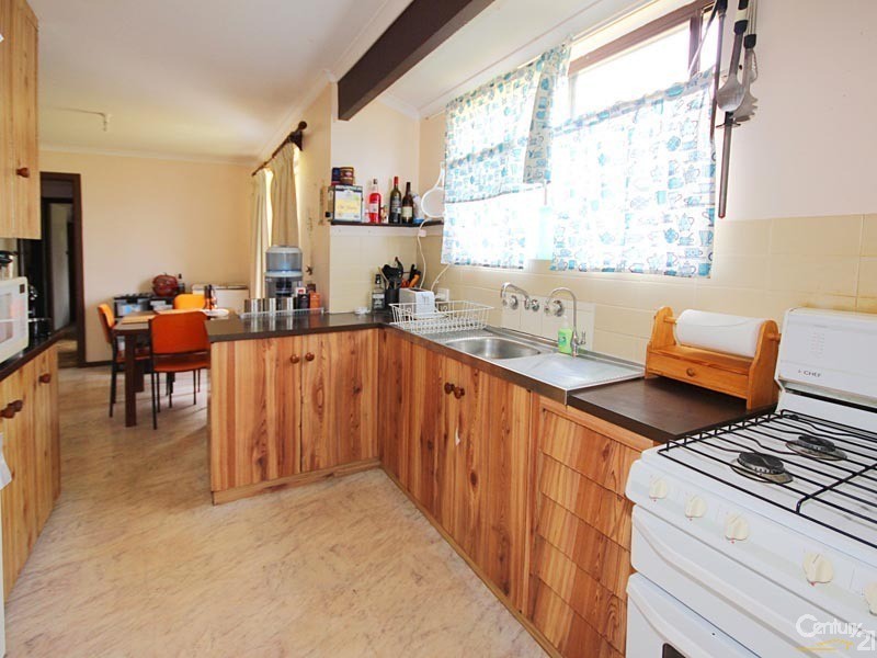 26 Kwinana Crescent, Port Noarlunga South SA 5167