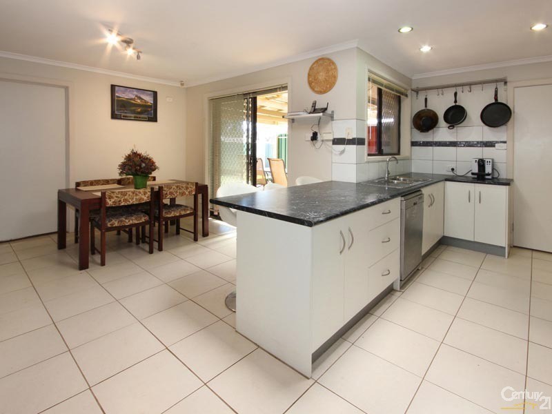 60 Glenhelen Road, Morphett Vale SA 5162