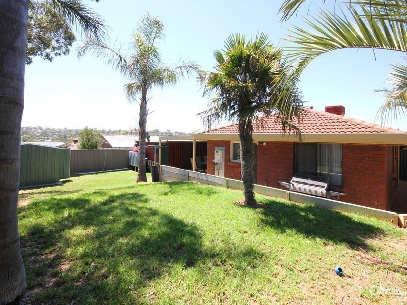 60 Glenhelen Road, Morphett Vale SA 5162