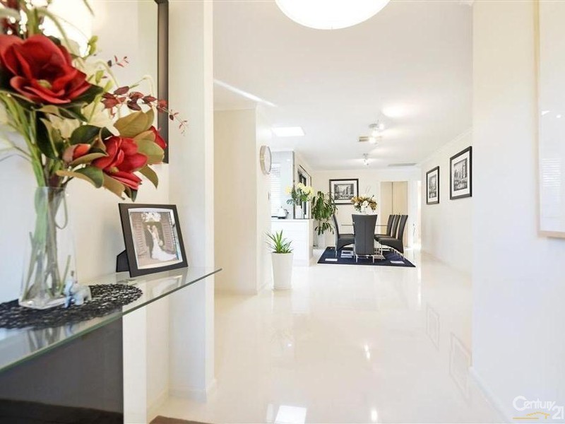 22 Potter Drive, Woodcroft SA 5162