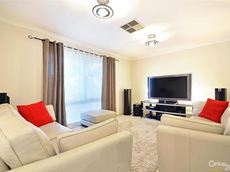 22 Potter Drive, Woodcroft SA 5162