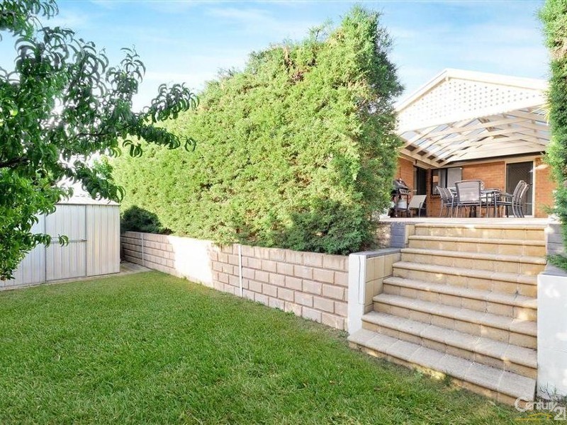 22 Potter Drive, Woodcroft SA 5162