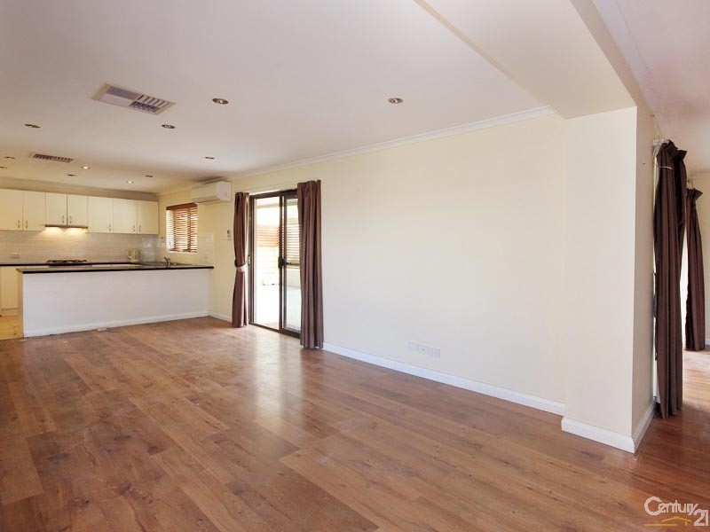 6 Keith Court, Woodcroft SA 5162