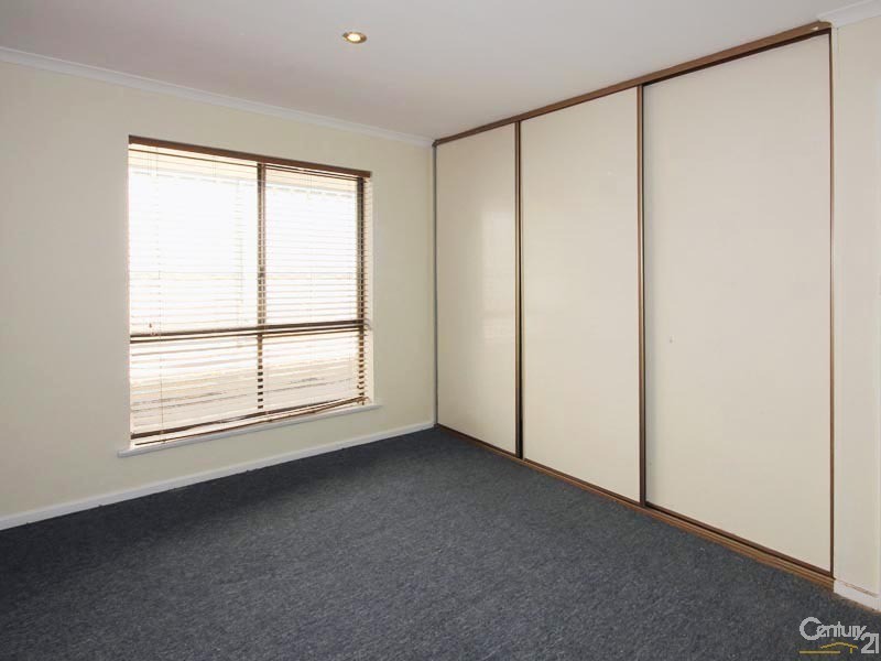 6 Keith Court, Woodcroft SA 5162