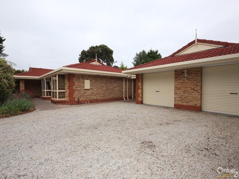 4  Montrose Court, Onkaparinga Hills SA 5163