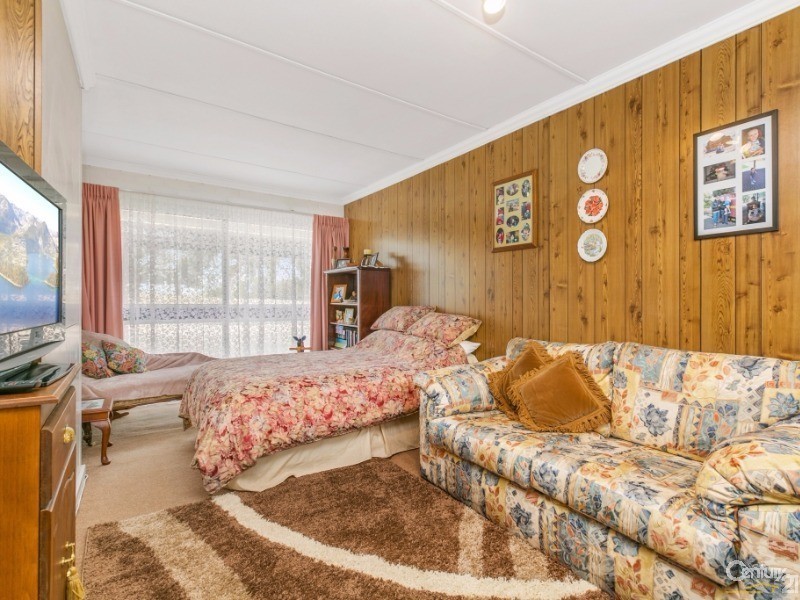 51 Fountain Valley Drive, Happy Valley SA 5159