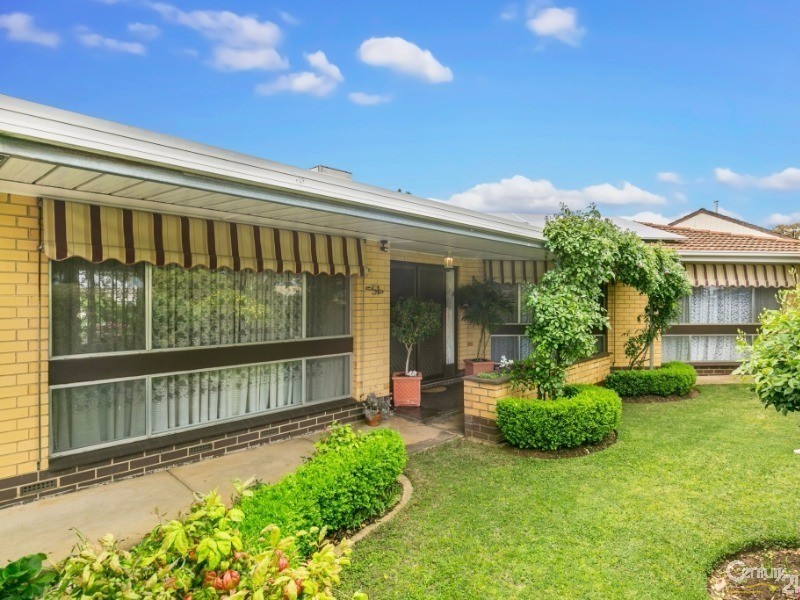 51 Fountain Valley Drive, Happy Valley SA 5159