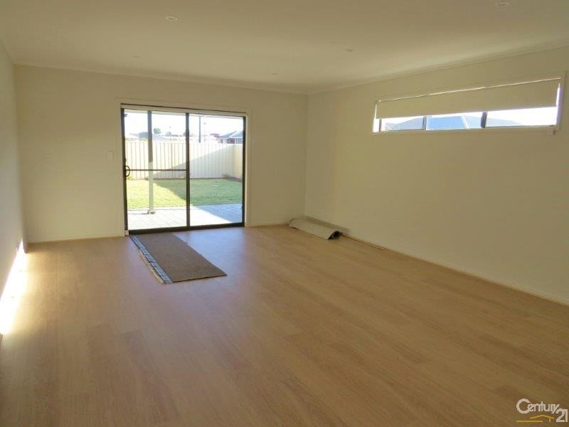 18 Rothwell Avenue, Seaford Meadows SA 5169