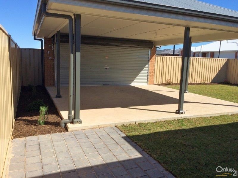 18 Rothwell Avenue, Seaford Meadows SA 5169