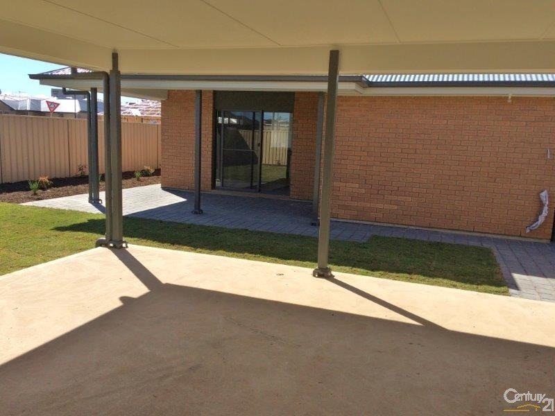 18 Rothwell Avenue, Seaford Meadows SA 5169