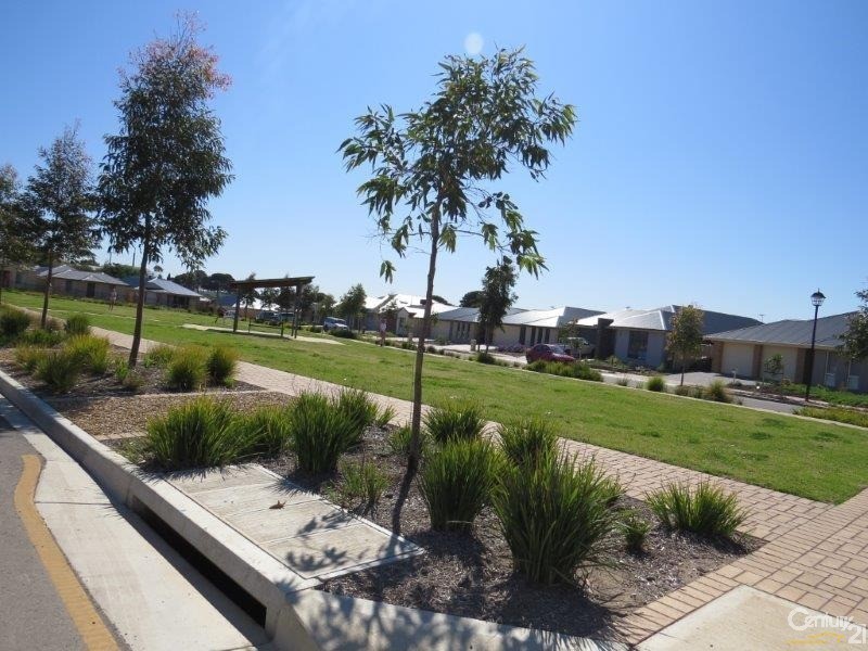 18 Rothwell Avenue, Seaford Meadows SA 5169