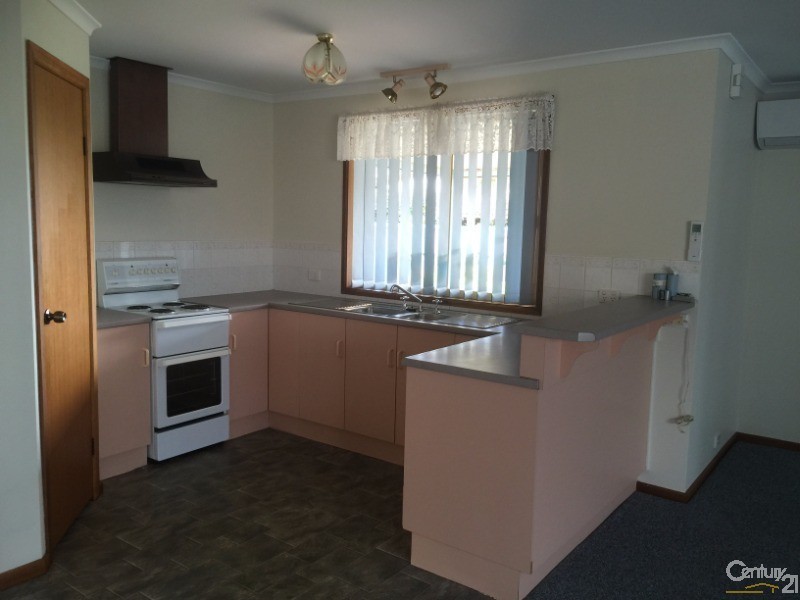 2/30 Bathurst Avenue, Moana SA 5169