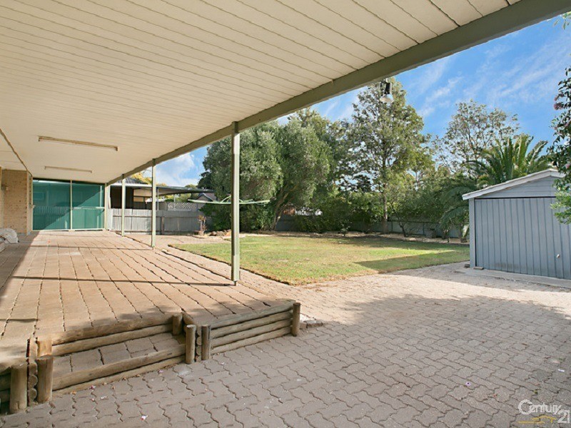 11 Inverness Avenue, Morphett Vale SA 5162