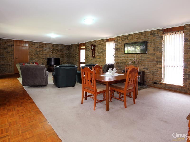 16 Dridan Crescent, Trott Park SA 5158