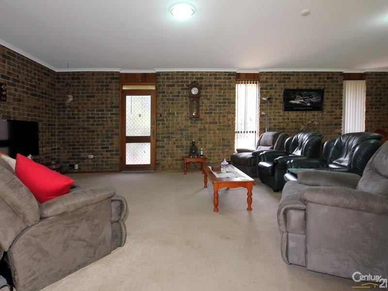 16 Dridan Crescent, Trott Park SA 5158