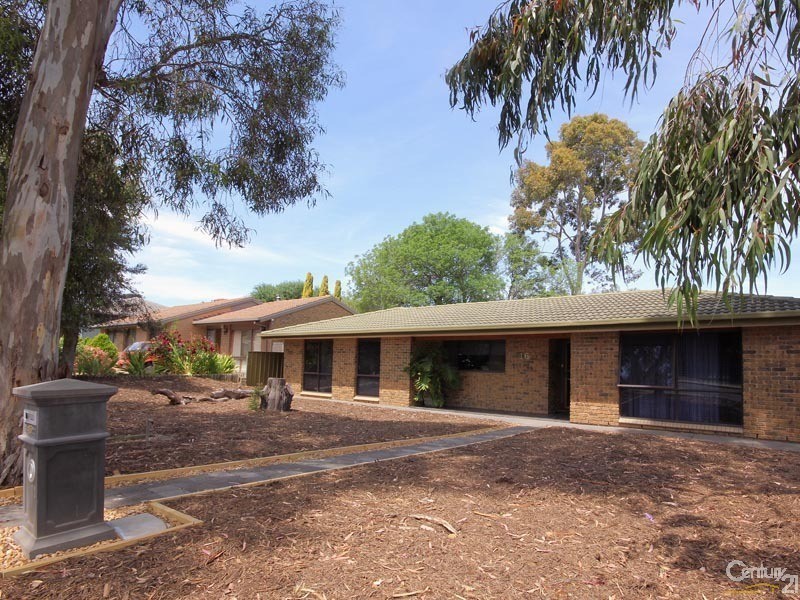 16 Dridan Crescent, Trott Park SA 5158