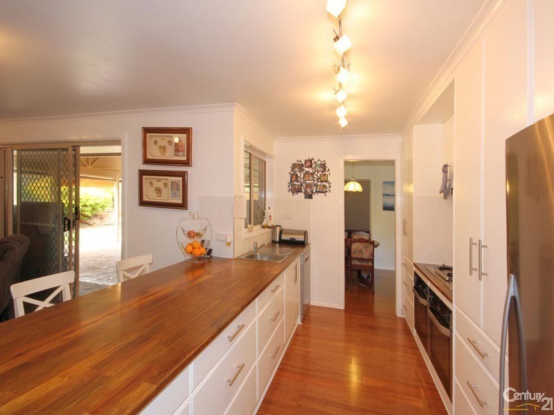 8 Aish Court, Woodcroft SA 5162