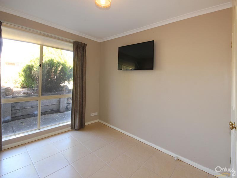 10 Whittaker Avenue, Old Reynella SA 5161