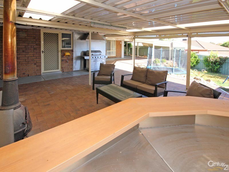 10 Whittaker Avenue, Old Reynella SA 5161