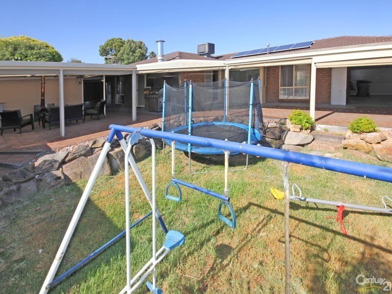 10 Whittaker Avenue, Old Reynella SA 5161