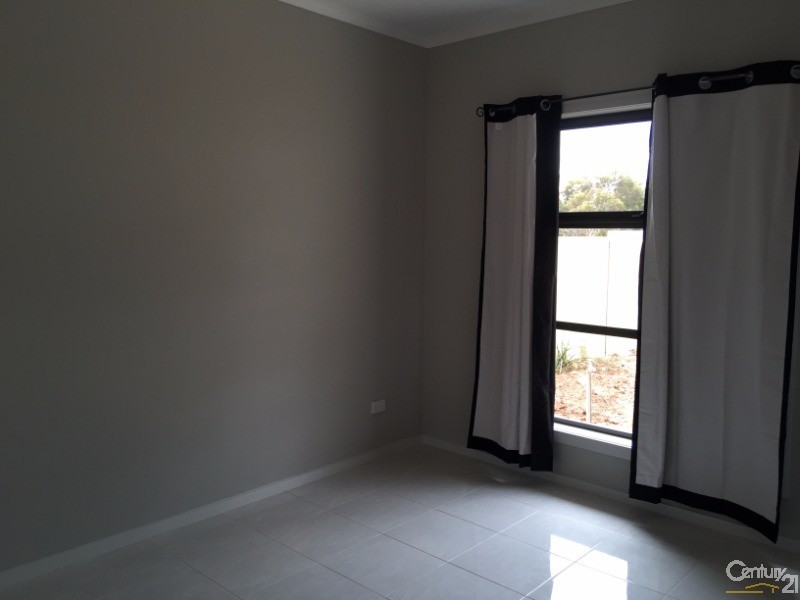 210A Honeypot Rd, Huntfield Heights SA 5163