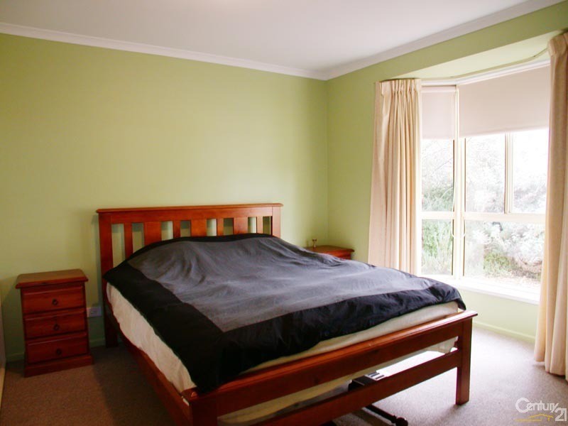 2/9 Meadowvale Road, Coromandel Valley SA 5051