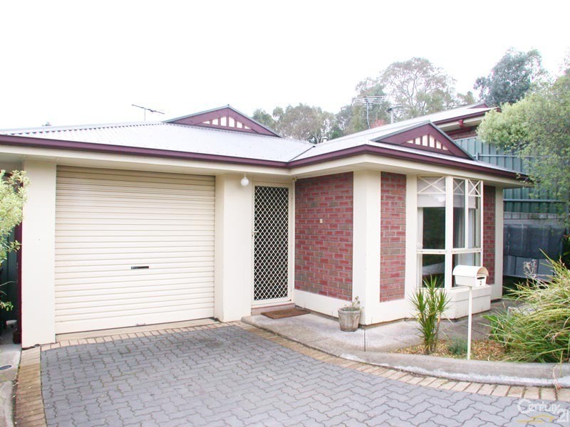 2/9 Meadowvale Road, Coromandel Valley SA 5051