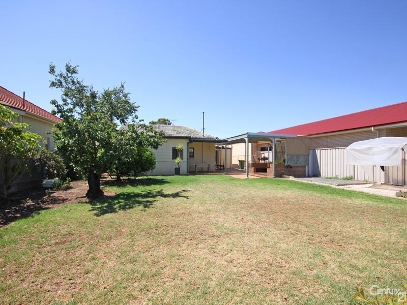 13 Francis Avenue, Broadview SA 5083