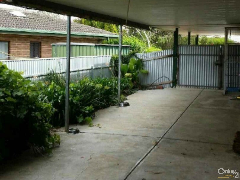 15 Evelyn Sturt Drive, Willunga SA 5172