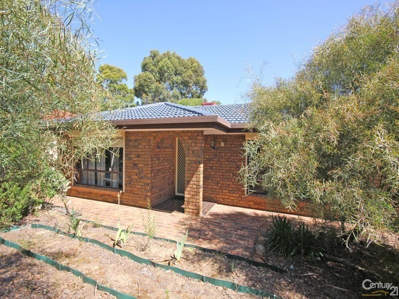 8 Beverley Street, Morphett Vale SA 5162