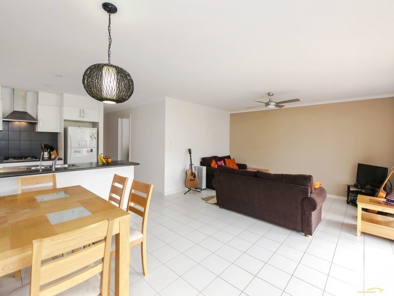 8 Angle Road, Seaford Meadows SA 5169