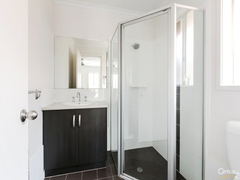 8 Angle Road, Seaford Meadows SA 5169