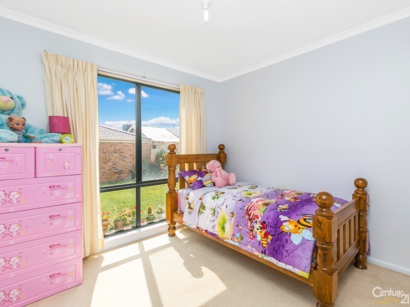 63 Chamberlain Drive, Christie Downs SA 5164