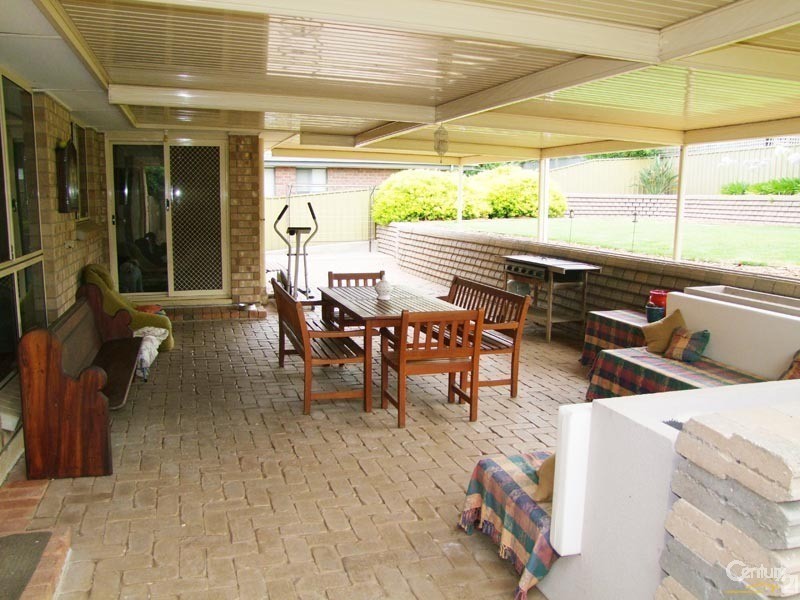 14 Odessa Drive, Woodcroft SA 5162